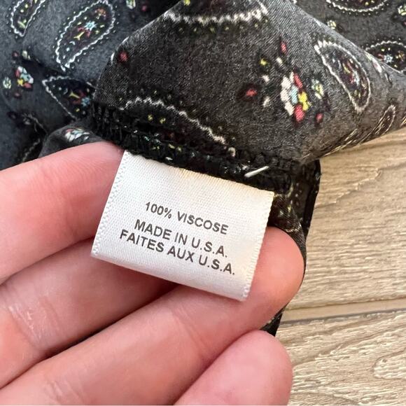 Misa Los Angeles Saskiya Black Multi Off-The-Shoulder Printed Blouse Sz XS - Picture 8 of 9